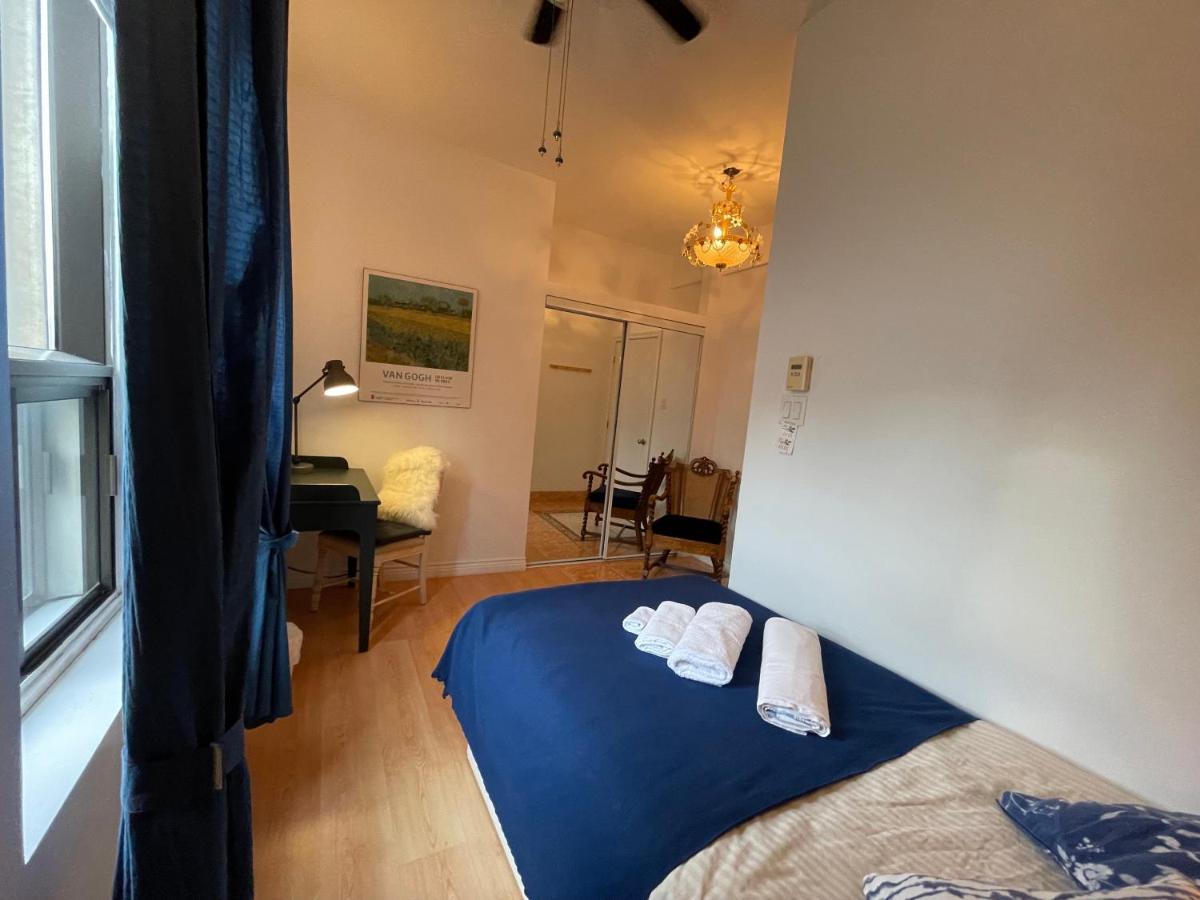 Chambres El Mediterraneo Rooms Монреаль Экстерьер фото