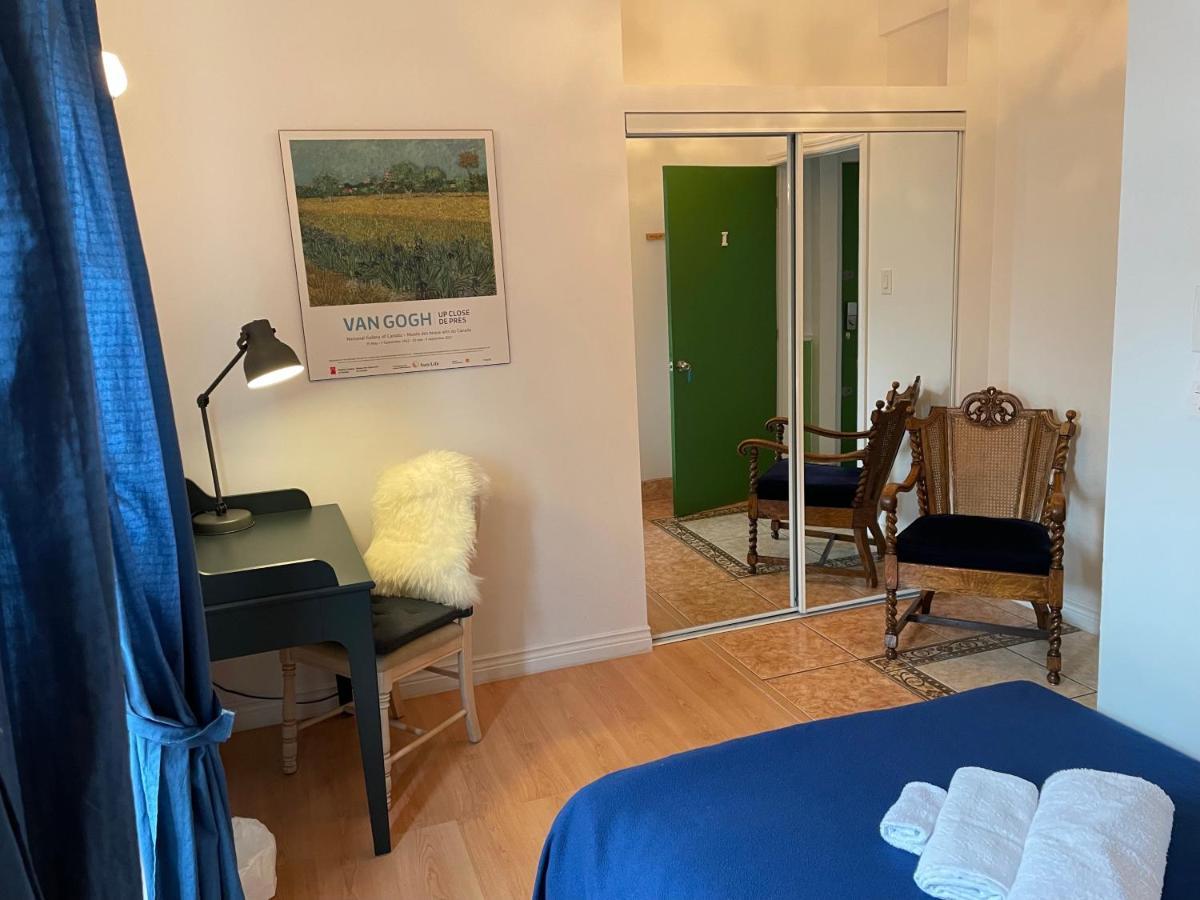 Chambres El Mediterraneo Rooms Монреаль Экстерьер фото