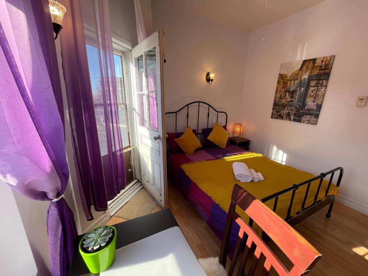 Chambres El Mediterraneo Rooms Монреаль Экстерьер фото